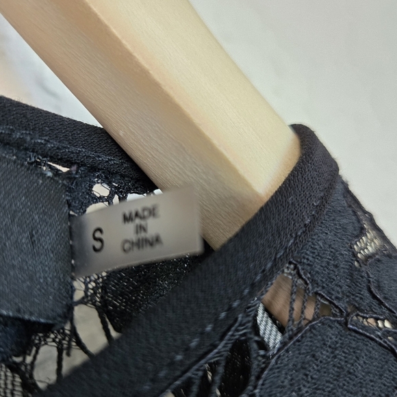 Do + Be Black Ruffle Lace Mini Dress Size Small - Picture 9 of 15